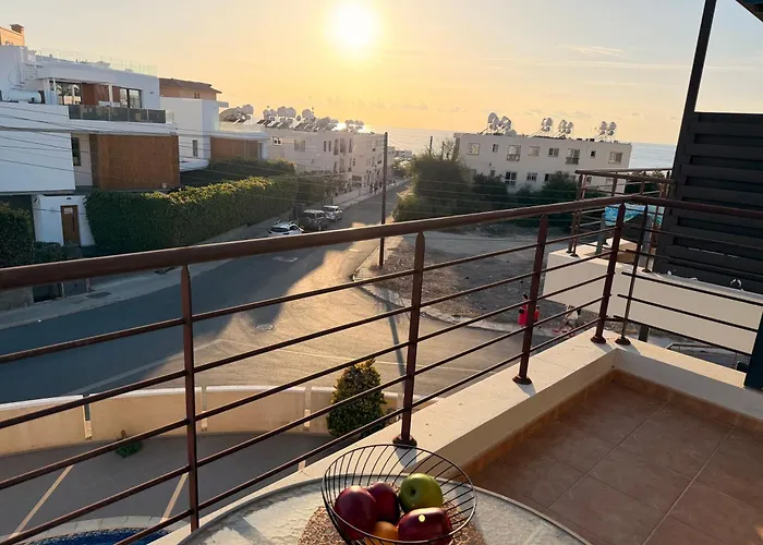 Beachfront Sirena Lighthouse Sea View