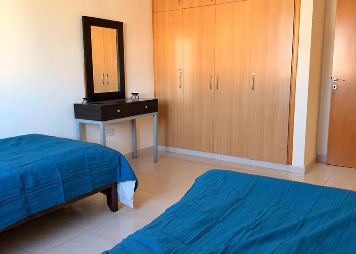 Beachfront Sirena Lighthouse Sea View *