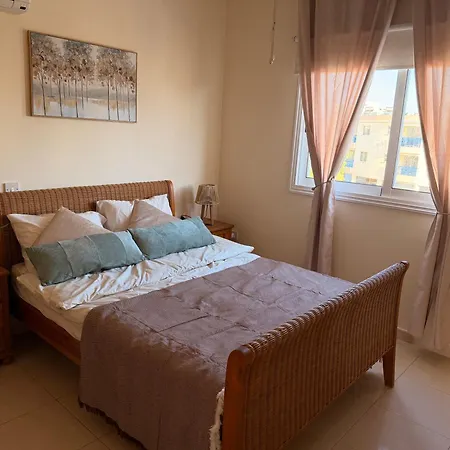 Апартаменты Beachfront Sirena Lighthouse Sea View