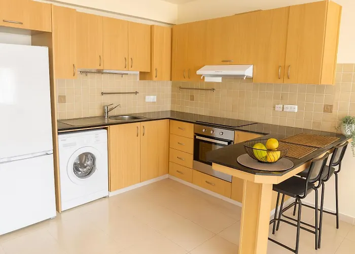 דירה Beachfront Sirena Lighthouse Sea View *