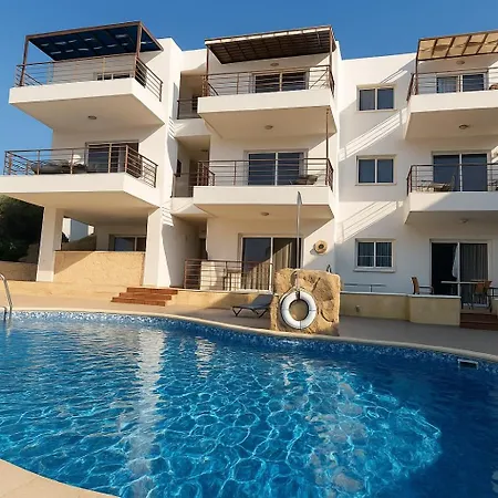 Beachfront Sirena Lighthouse Sea View Daire